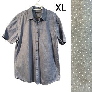 BRITCHES Men's Casual Button Down Shirt Blue Size XL Small Dots Nice Buttons